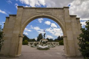 Büyük Taarruz Şehitliği ve Atatürk Anıtı
