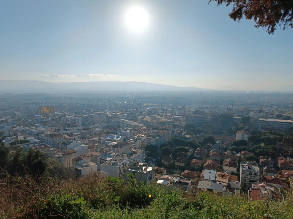 17 Nisan Köy Enstitüleri Ormanı – Aydın