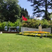 Yürüyen Köşk – Yalova