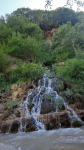 Dereova şelalesi