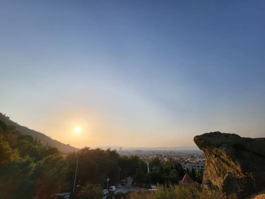 Niobe Ağlayan Kaya – Manisa