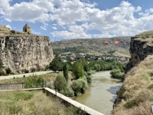 Sultan Melik Türbesi