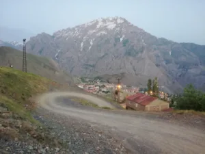 Hakkari Tarihi Kalesi