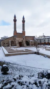 Çifte Minareli Medrese