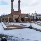 Çifte Minareli Medrese