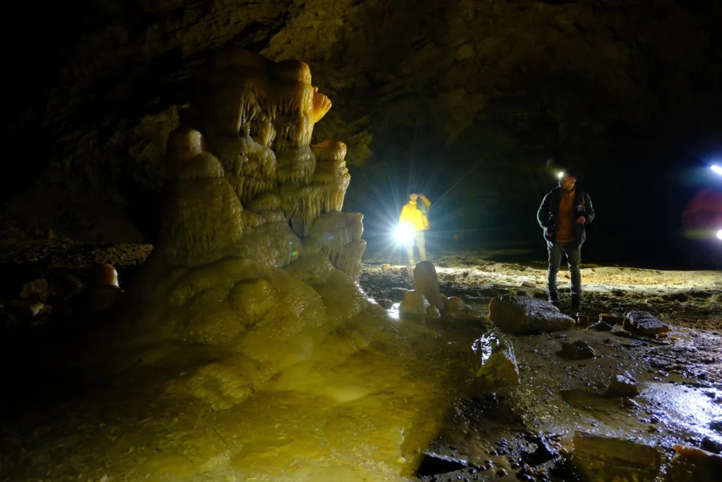 Akçakale Mağarası – Gümüşhane