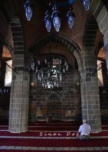 Alaaddin Bey Camii