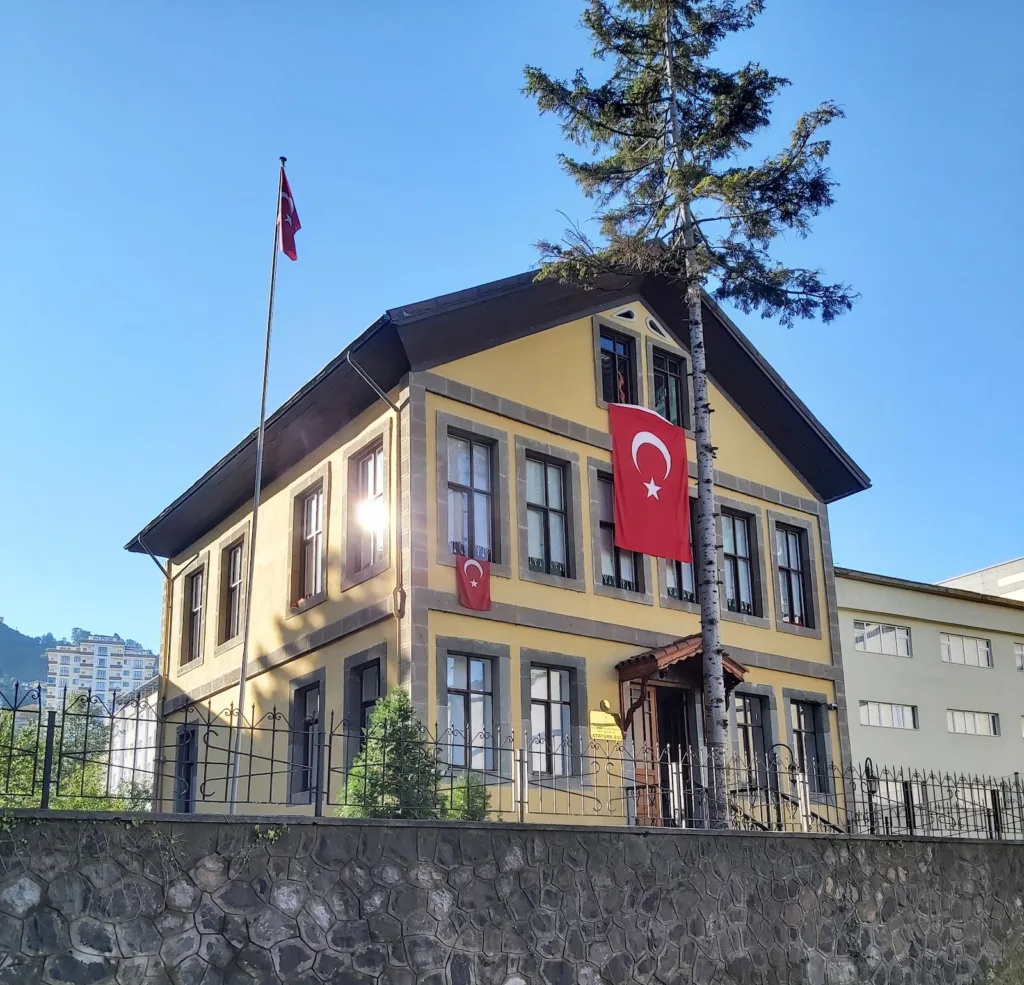 Atatürk Evi Ve Etnografya Müzesi – Rize