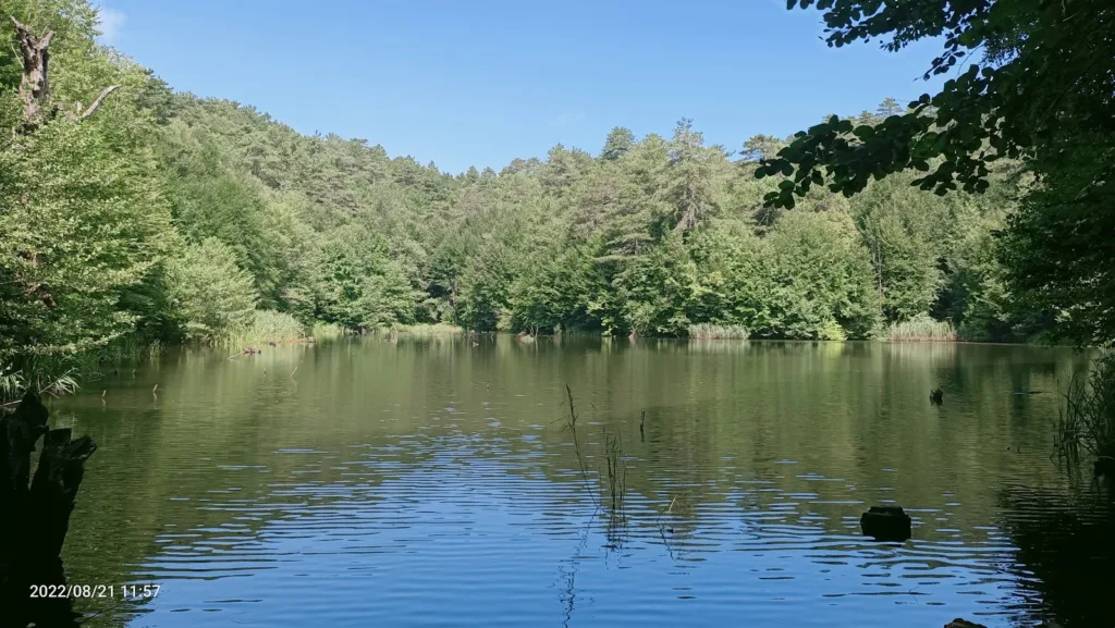 Büyük Dipsiz Göl – Yalova