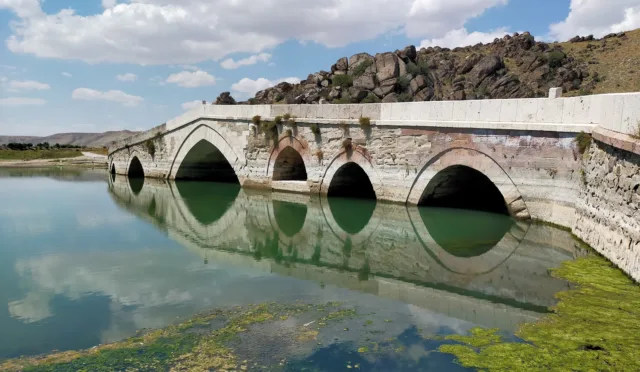 Çeşnigir Köprüsü – Kırıkkale fotoğrafı