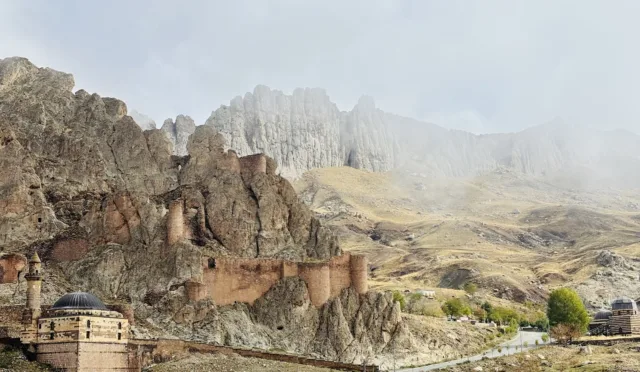 Doğubeyazıt Kalesi – Ağrı fotoğrafı