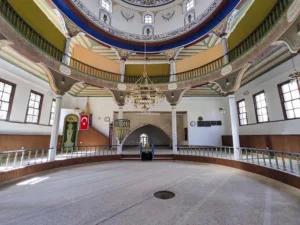 Dönenler Camii