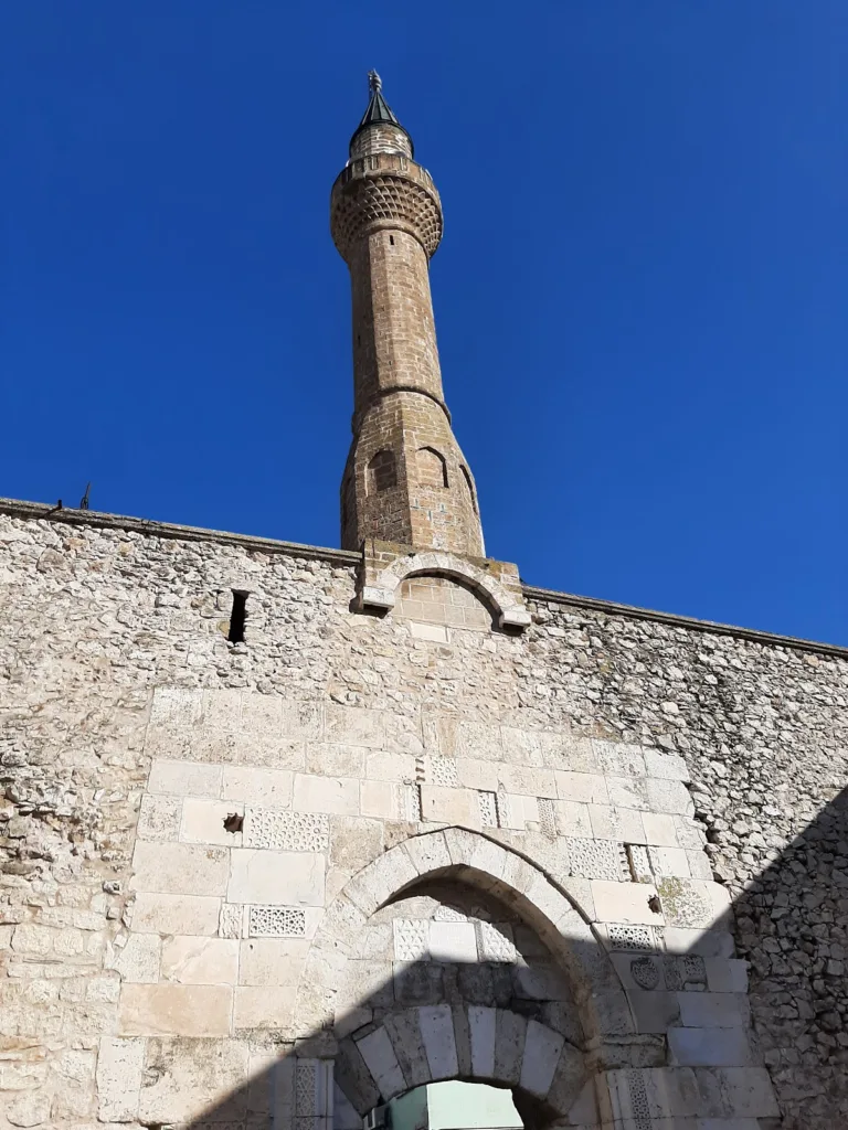 Dündarbey Medresesi – Isparta