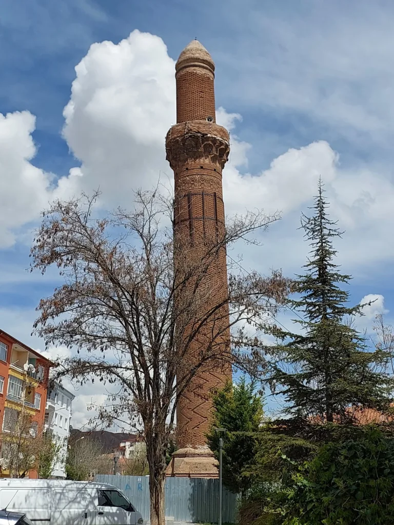 Eğri Minare – Aksaray