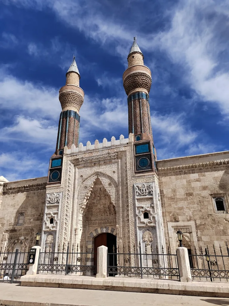 Gök Medrese – Sivas