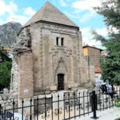 Halifet Gazi Türbesi – Amasya