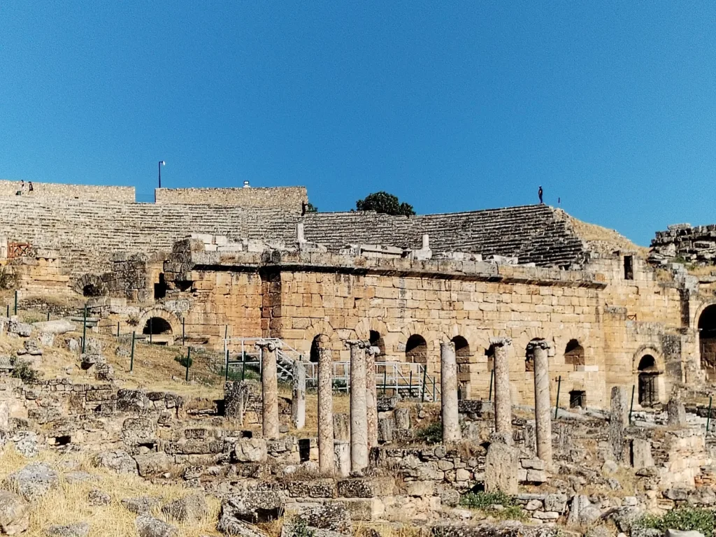 Hierapolis Antik Tiyatrosu – Denizli
