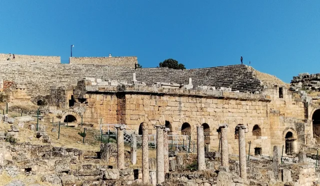 Hierapolis Antik Tiyatrosu – Denizli fotoğrafı