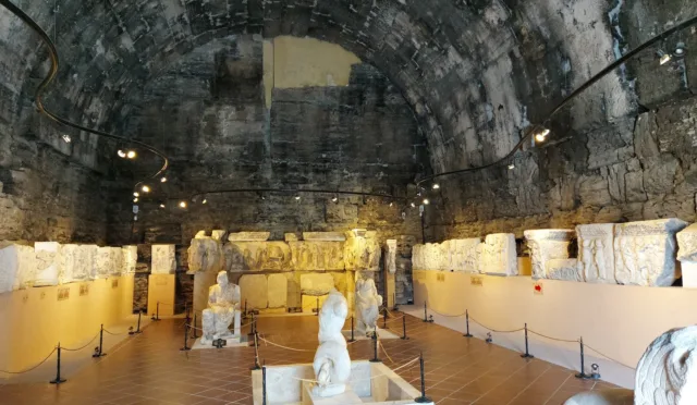 Hierapolis Arkeoloji Müzesi – Denizli fotoğrafı