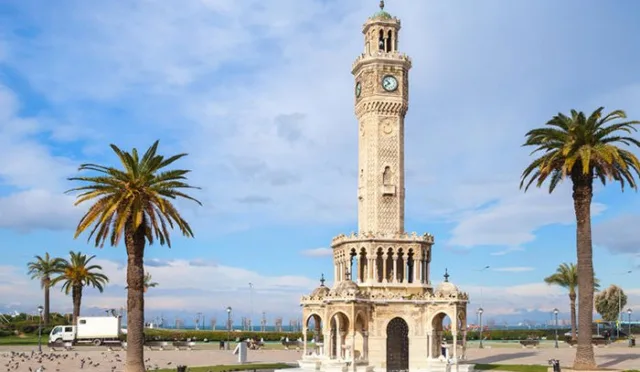 İzmir Saat Kulesi – İzmir fotoğrafı