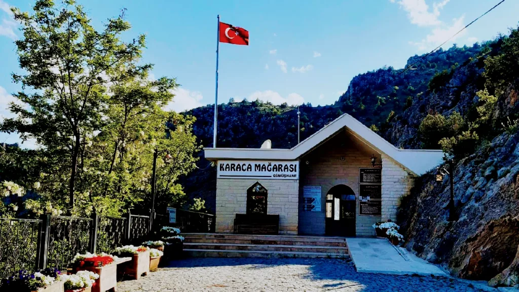 Karaca Mağarası – Gümüşhane