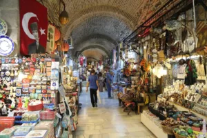 Kemeraltı Çarşısı