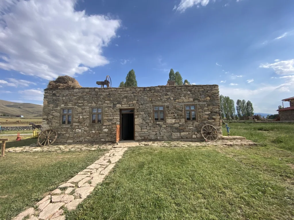 Kenan Yavuz Etnografya Müzesi – Bayburt