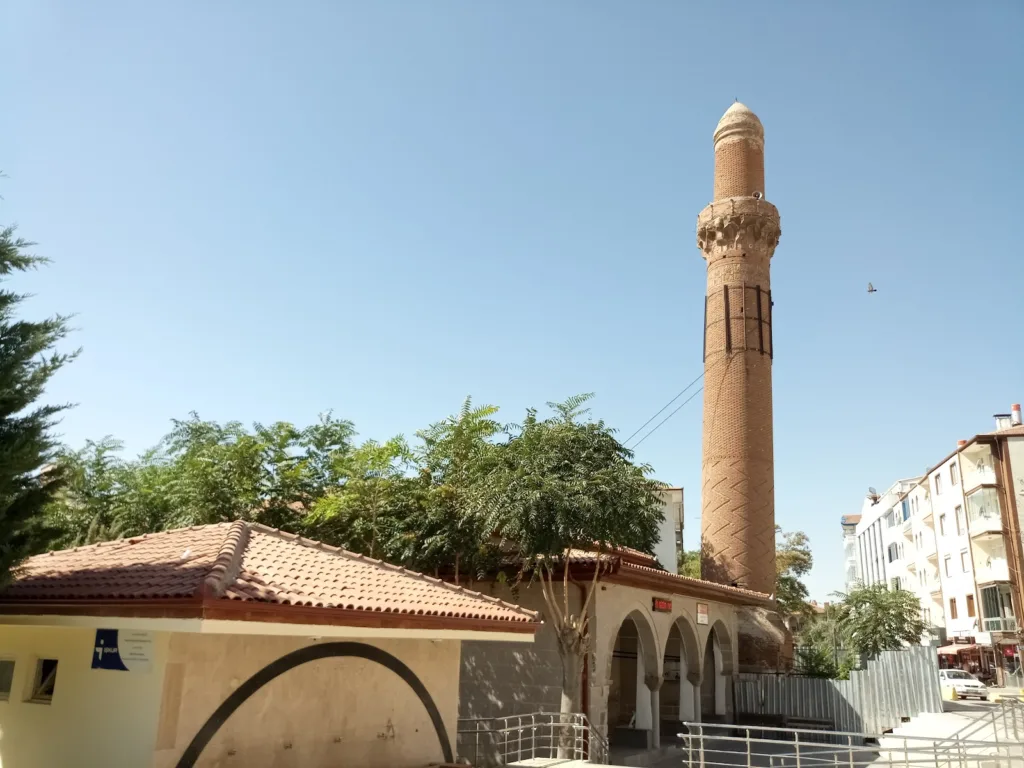 Kızıl Minare Cami – Aksaray