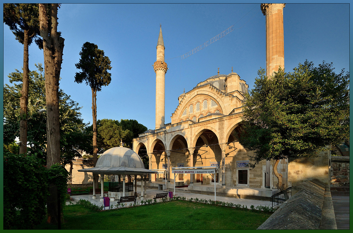 Muradiye Cami