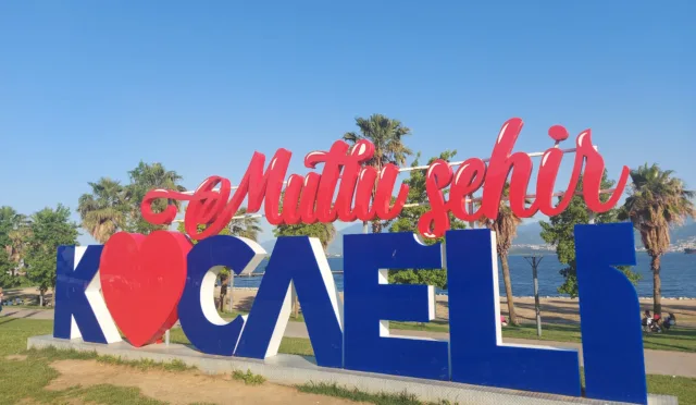Mutlu Şehir Kocaeli Yazısı – Kocaeli fotoğrafı