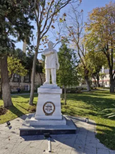 Namık Kemal Heykeli