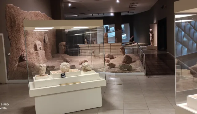 Şanlıurfa Arkeoloji Müzesi – Şanlıurfa fotoğrafı
