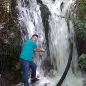 Savruk Mağarası ve Şelalesi