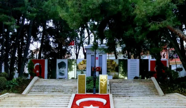Şehitler Abidesi Süleymanpaşa Tekirdağ – Tekirdağ fotoğrafı