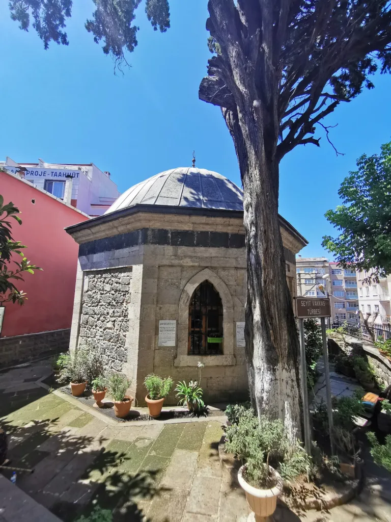 Seyyid Vakkas Türbesi – Giresun