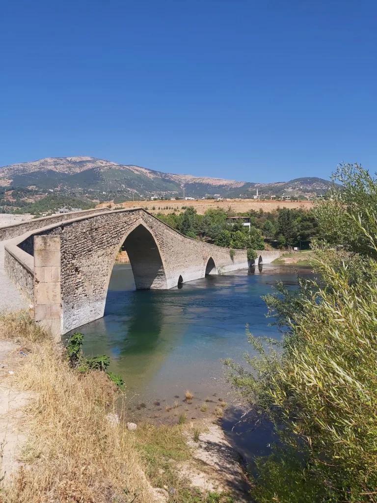 Tarihi Ceyhan Köprüsü – Kahramanmaraş