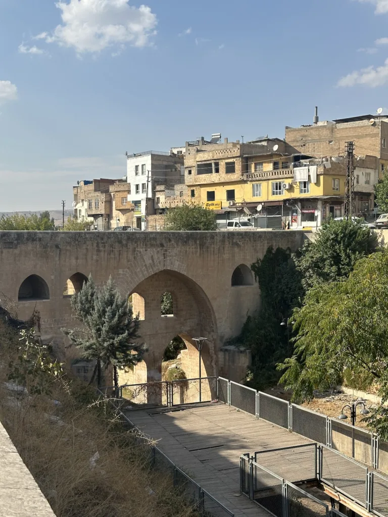 Tarihi Hızmalı Köprüsü – Şanlıurfa