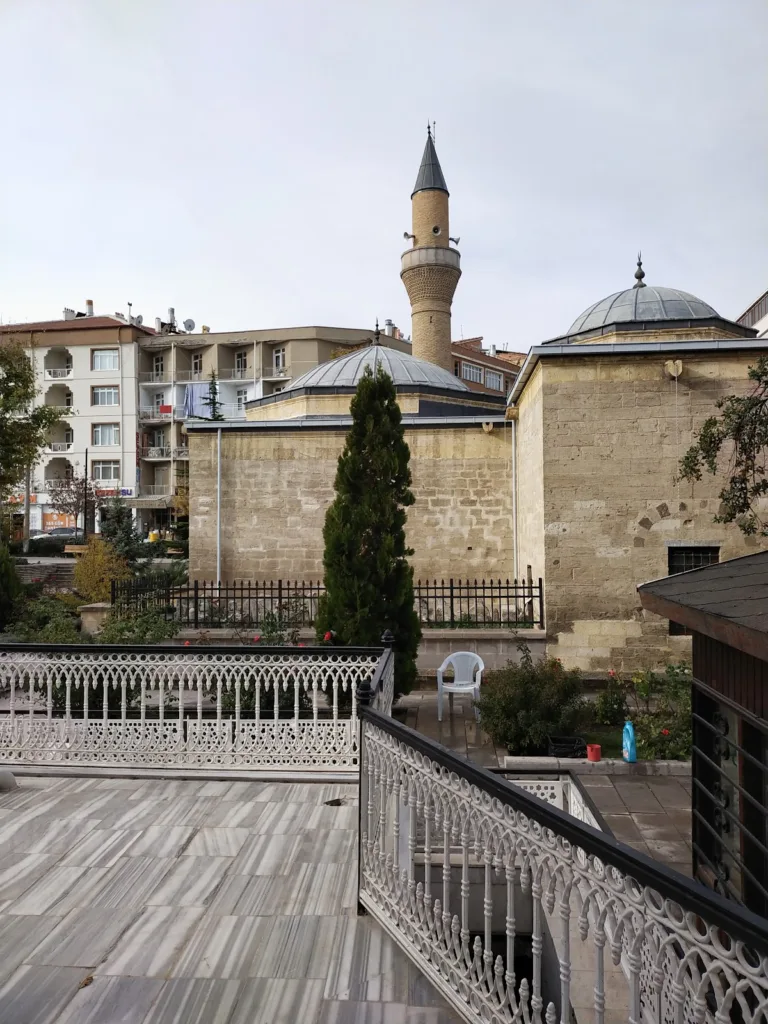 Yunus Emre Camii- Türbesi – Karaman