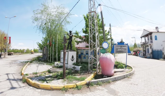 akkoyunlu açık hava müzesi – Iğdır fotoğrafı