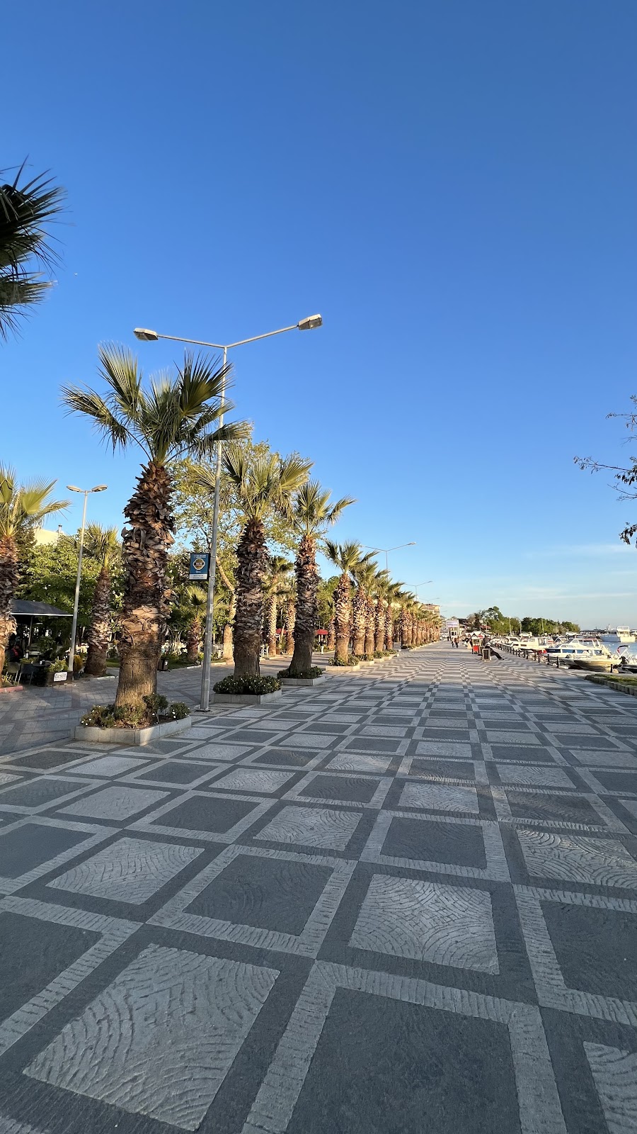Silivri sahil dalga kıran