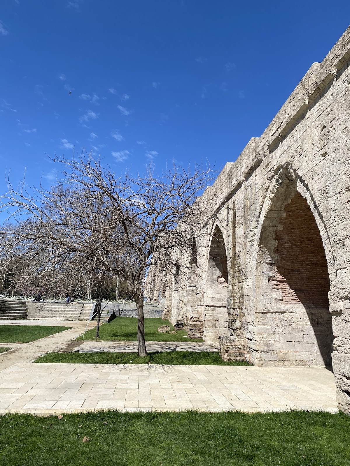 Bozdoğan Kemeri (Valens Su Kemeri)