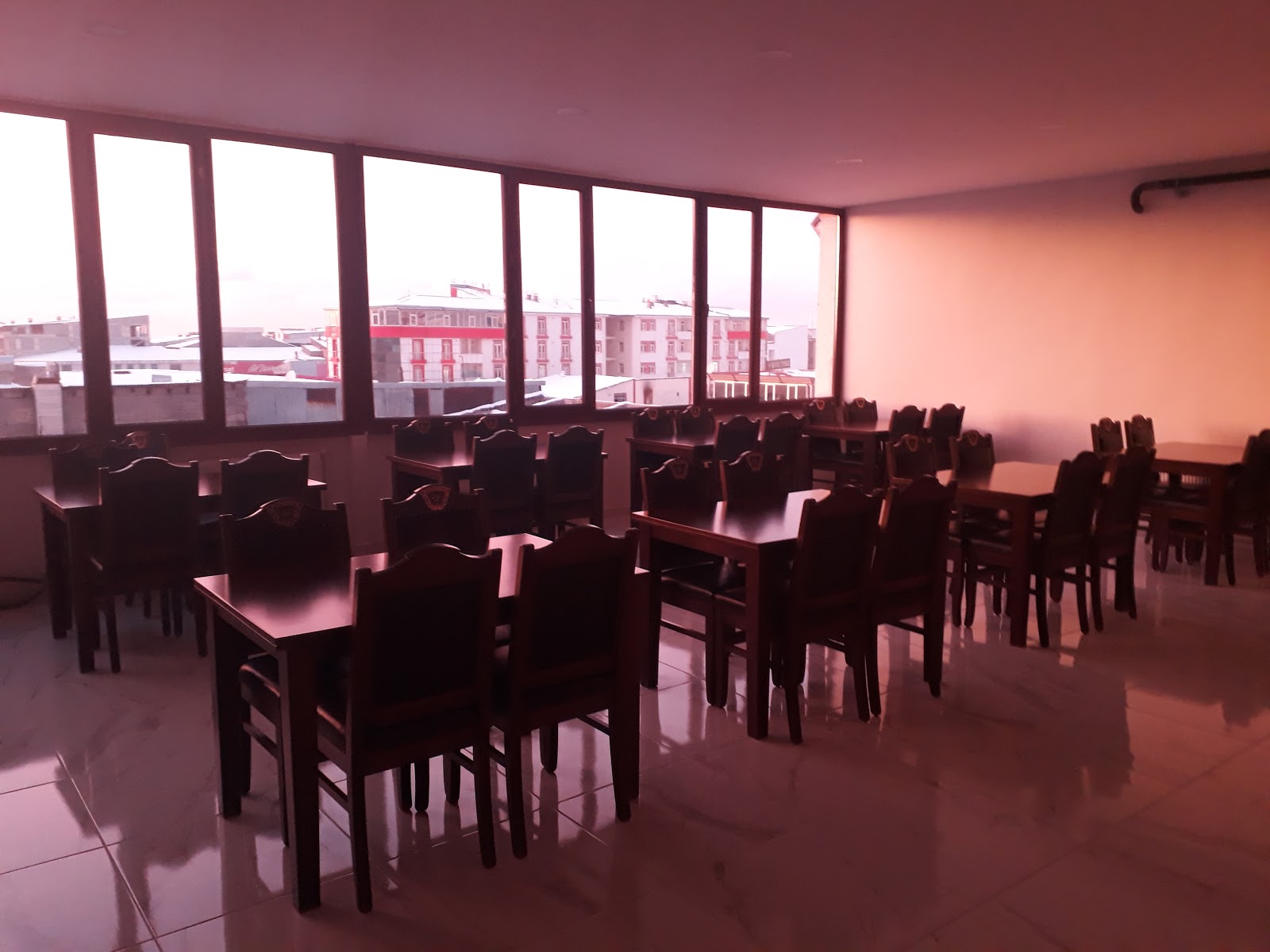 van toprak otel