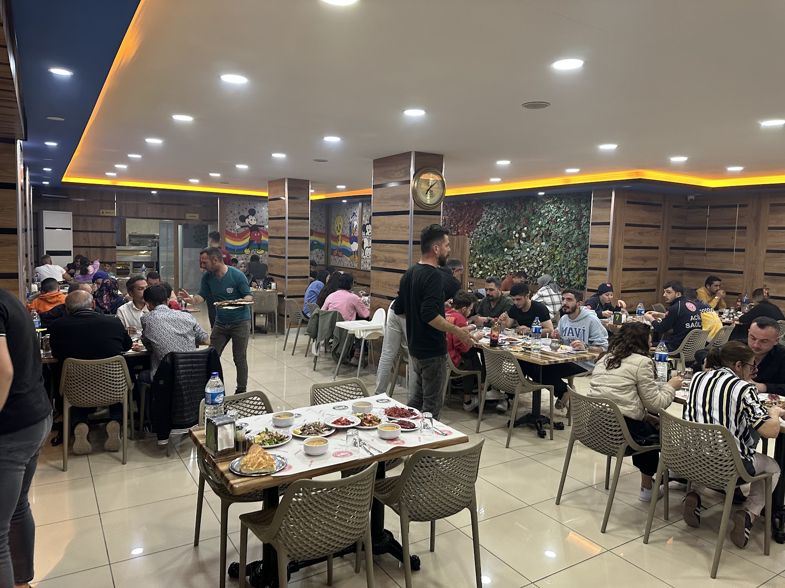 Meşhur kaburgacı Murat usta