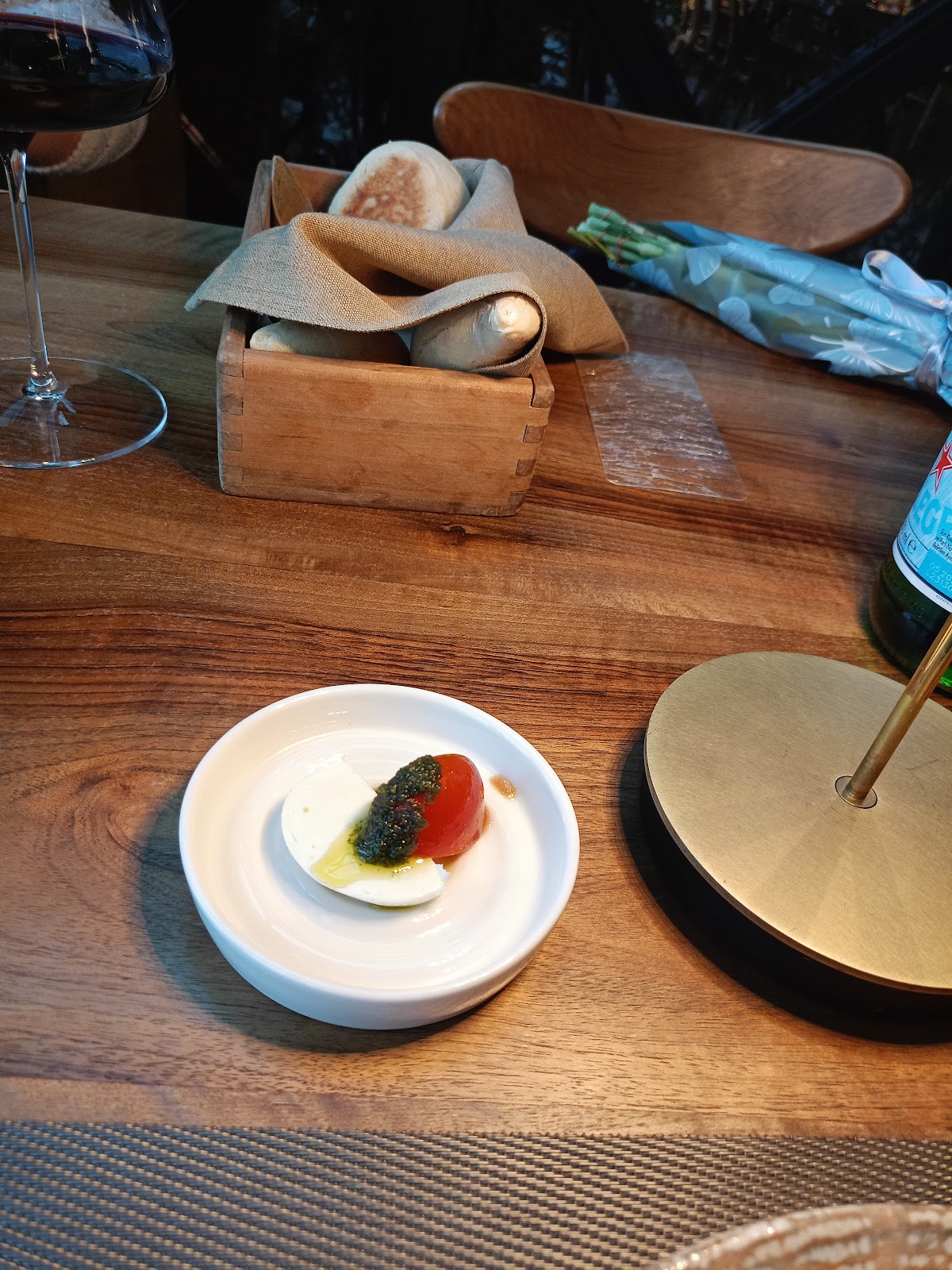 Carne RESTAURANT