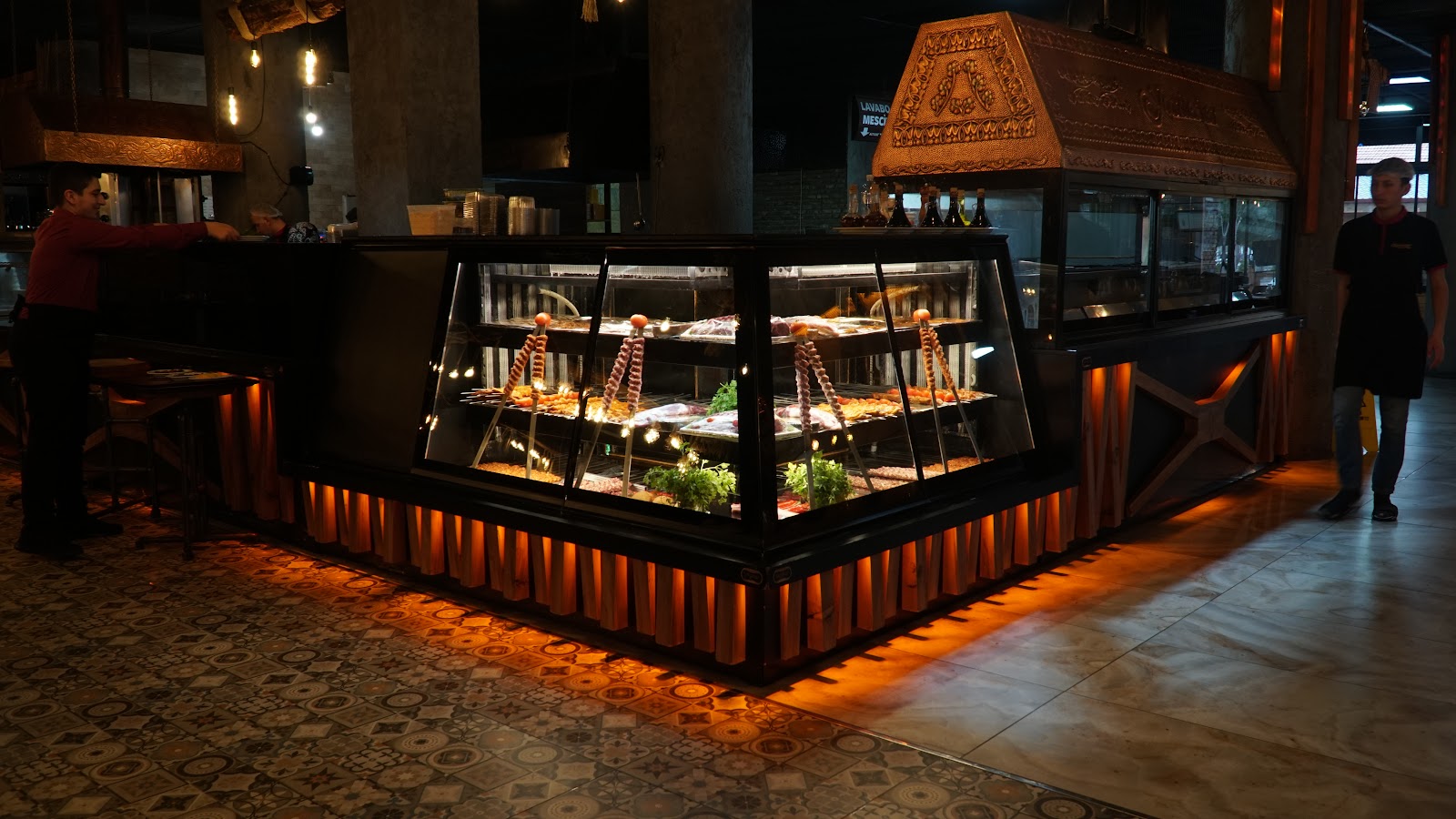 Kardeşler Restoran, Kahvaltı & Kebap Salonu