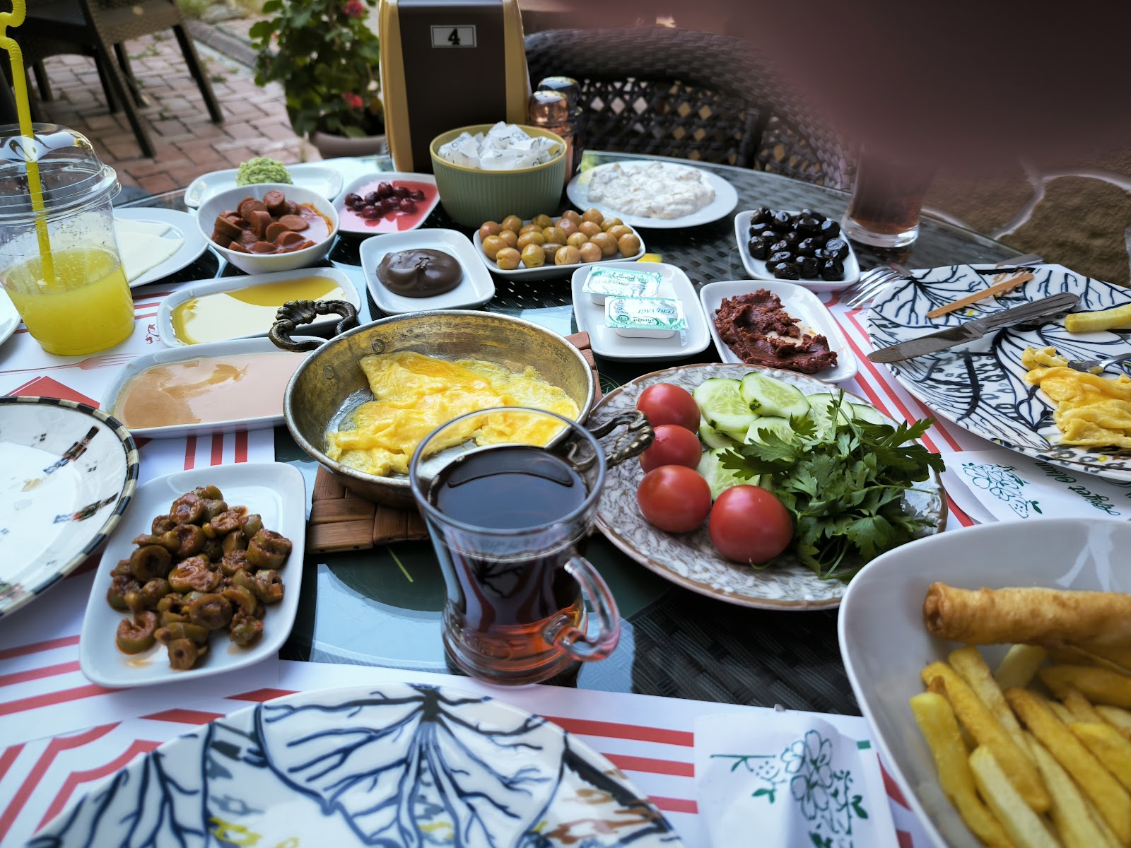 Çınar Kahvaltı Salonu Cafe
