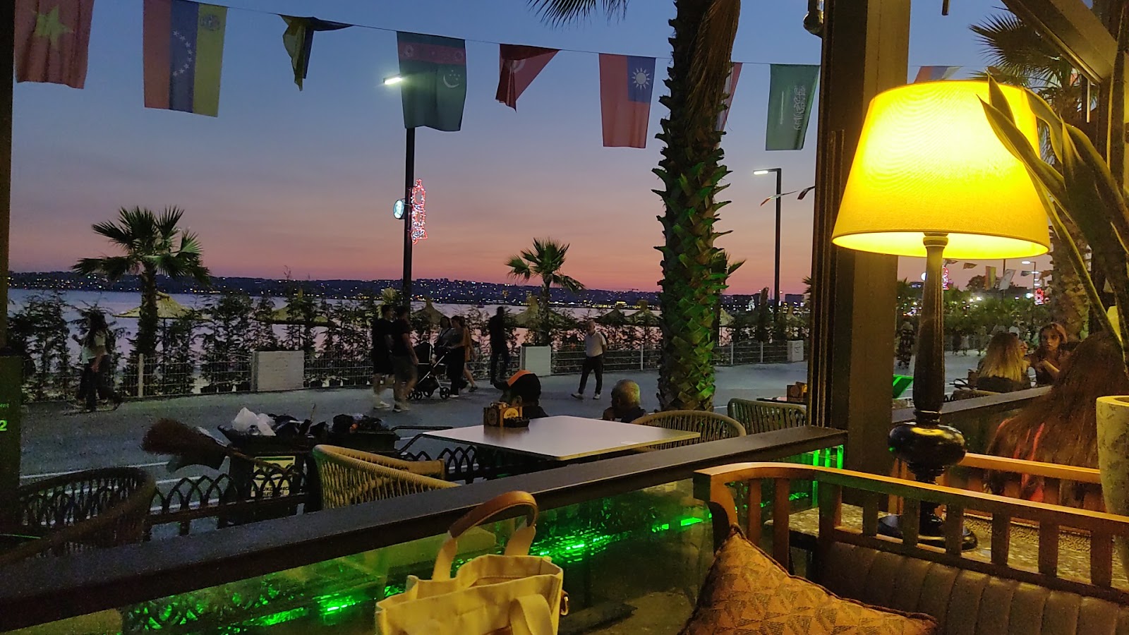 Antik Lounge