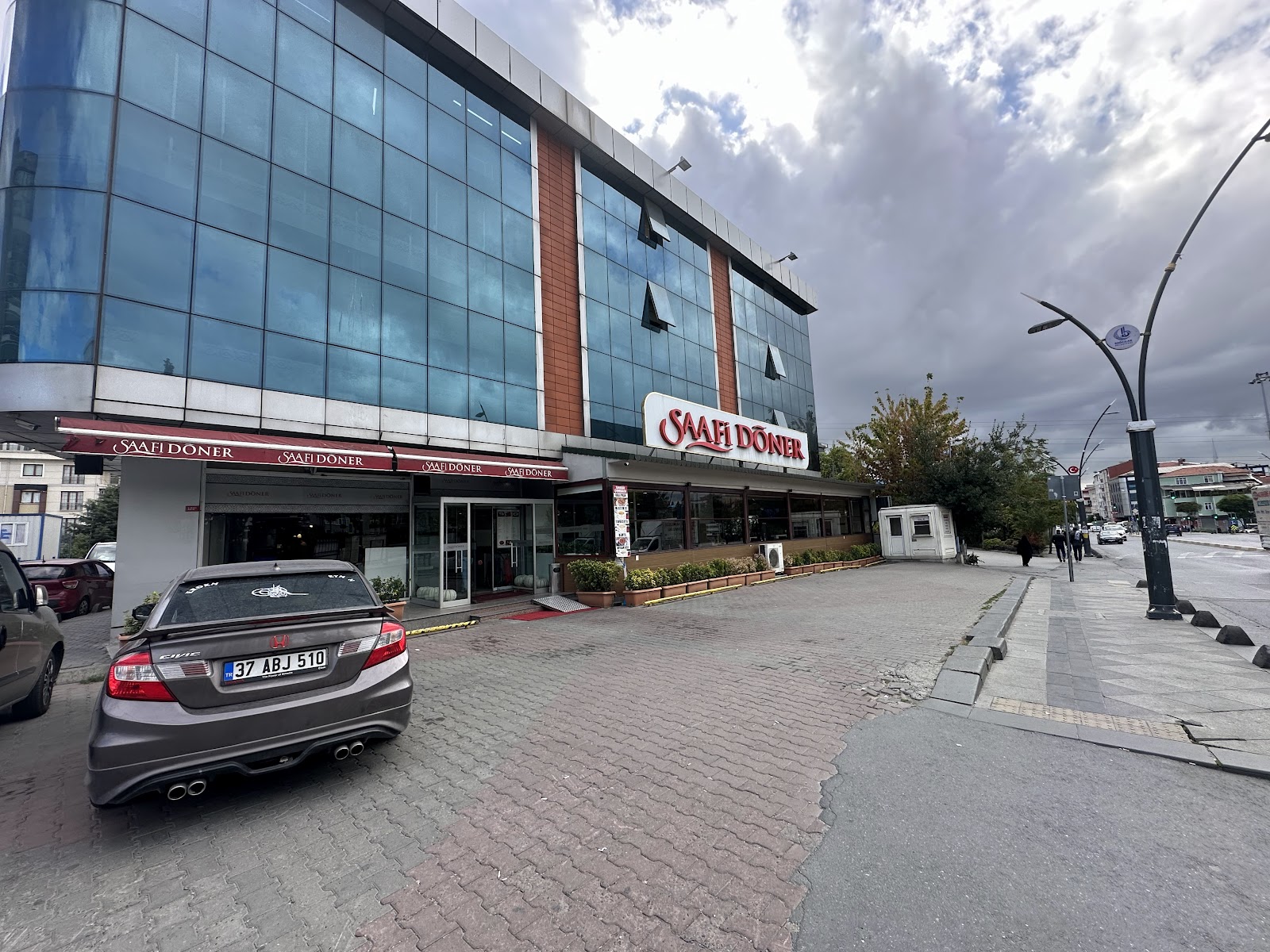 Saafi Döner – Güneşli Şube