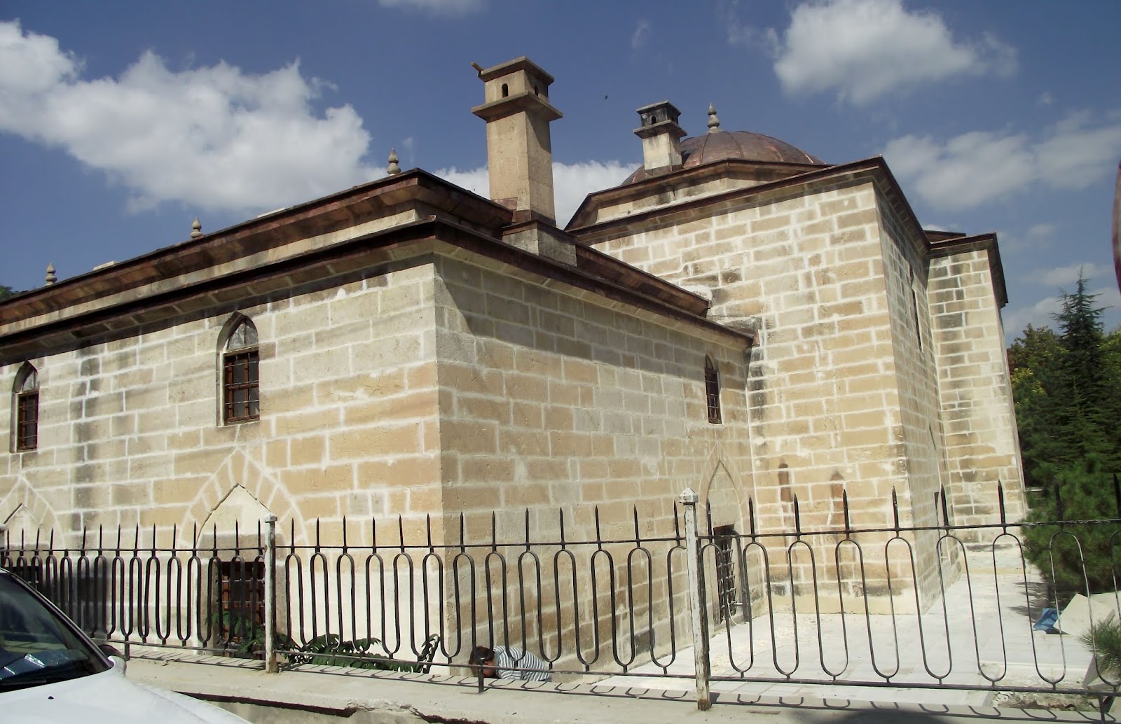 Taş Medrese (Gedik Ahmet Paşa Medresesi)