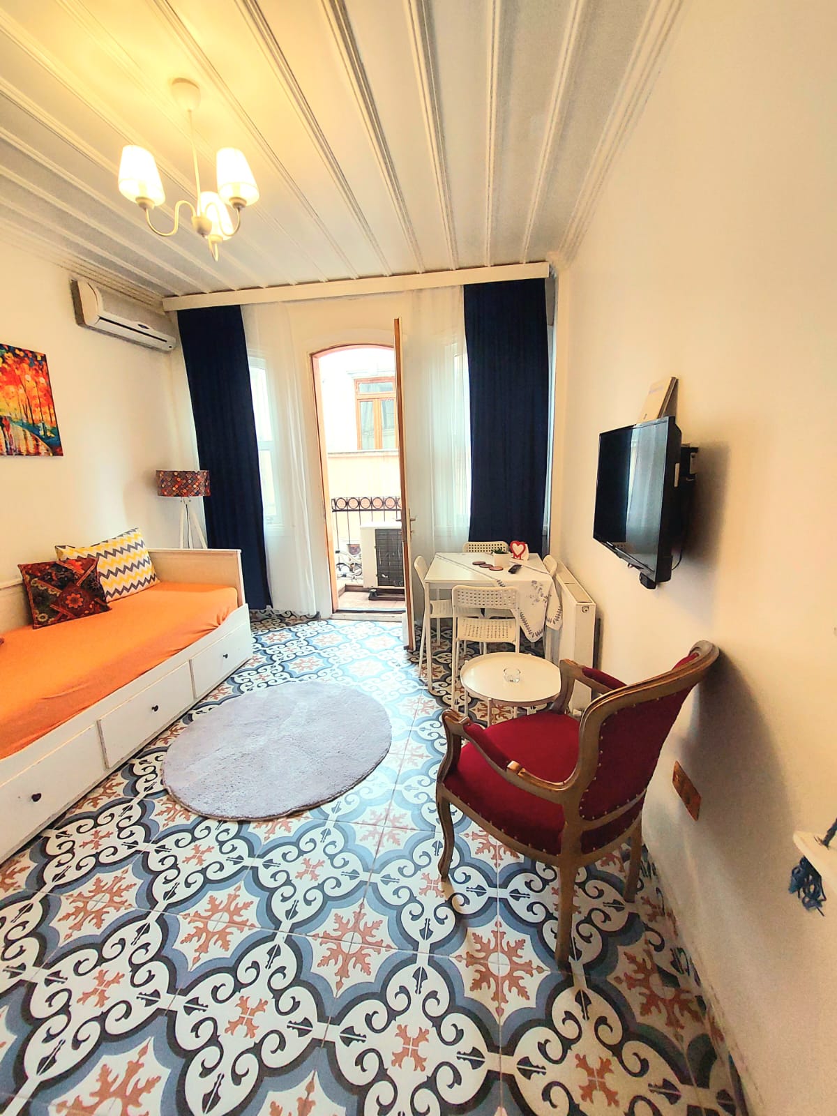 la bella hotel